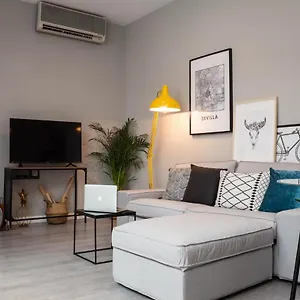 Apartment Behouse Santa Cruz, Seville